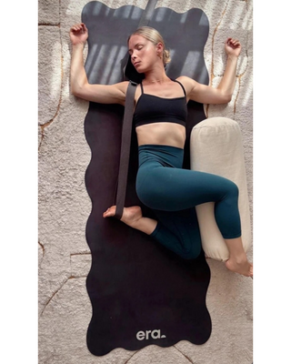 Wave Grip+ Black Yoga & Pilates Mat